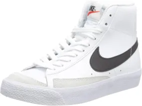 Nike Boy's Air Force 1 Mid Le (Big Kid)