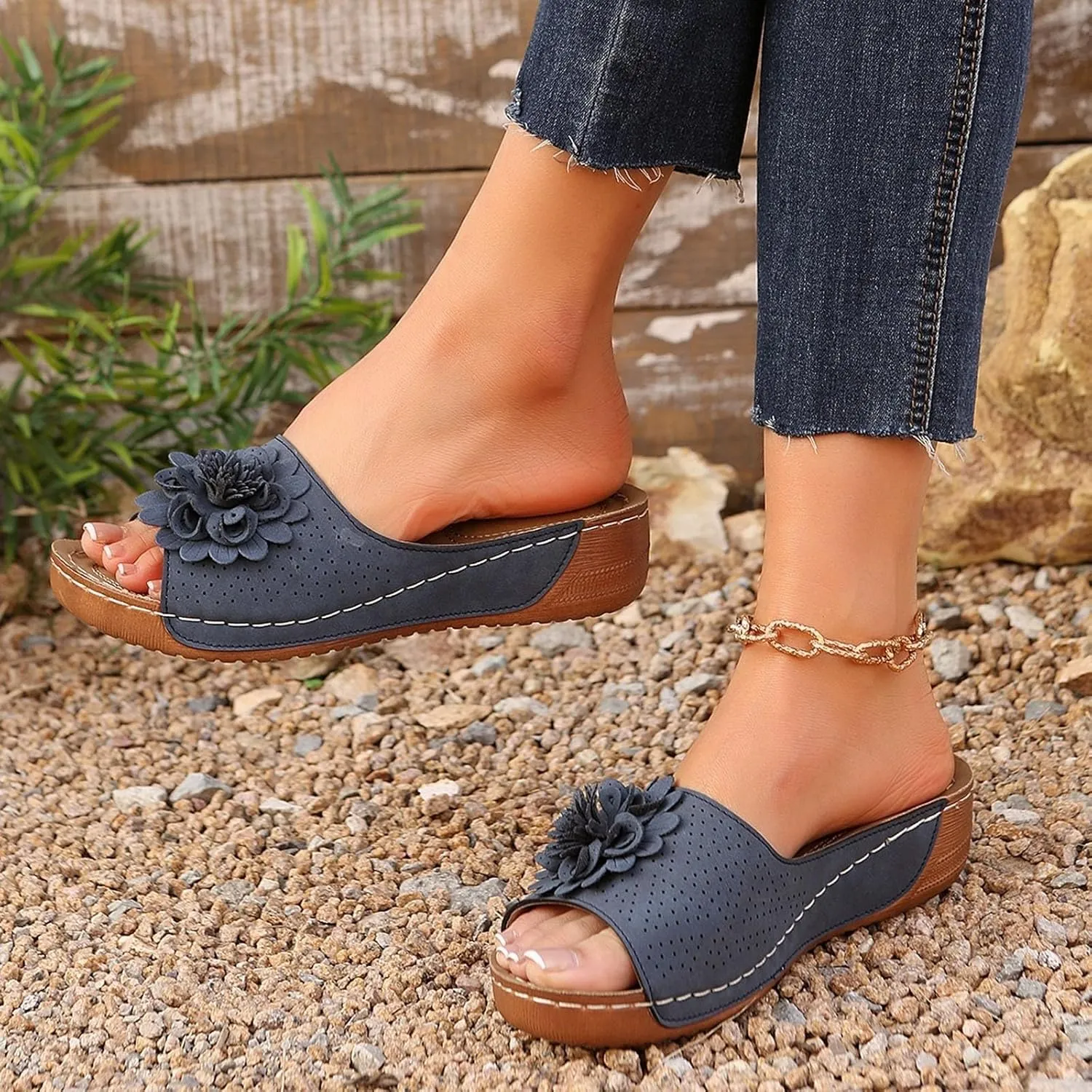 Womens Orthopedic Sandals with Flowers Arch Support Fish Mouth Leather Comfortable Shoes Open Toe Slides Ladies Dressy Sandals Retro Bohemian Wedge Slippers